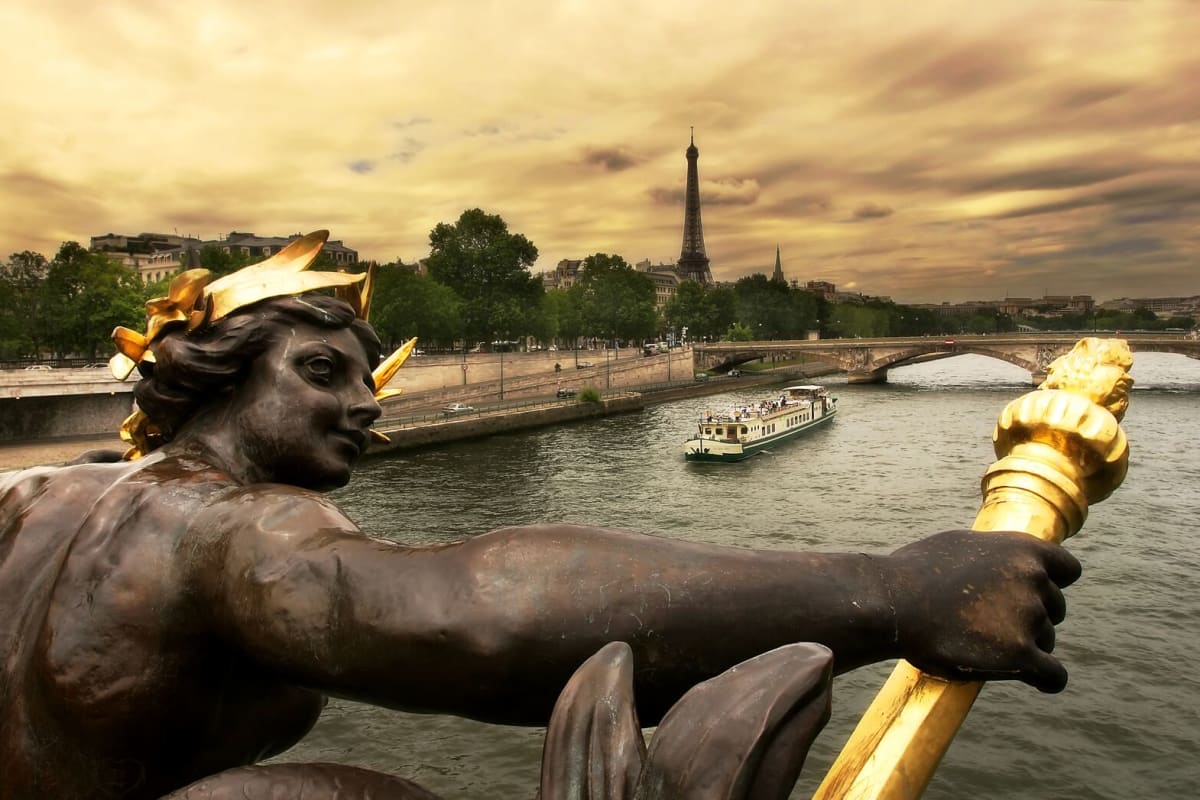 Paris Day Trips From London From 145 Paris Trips With Eurostar