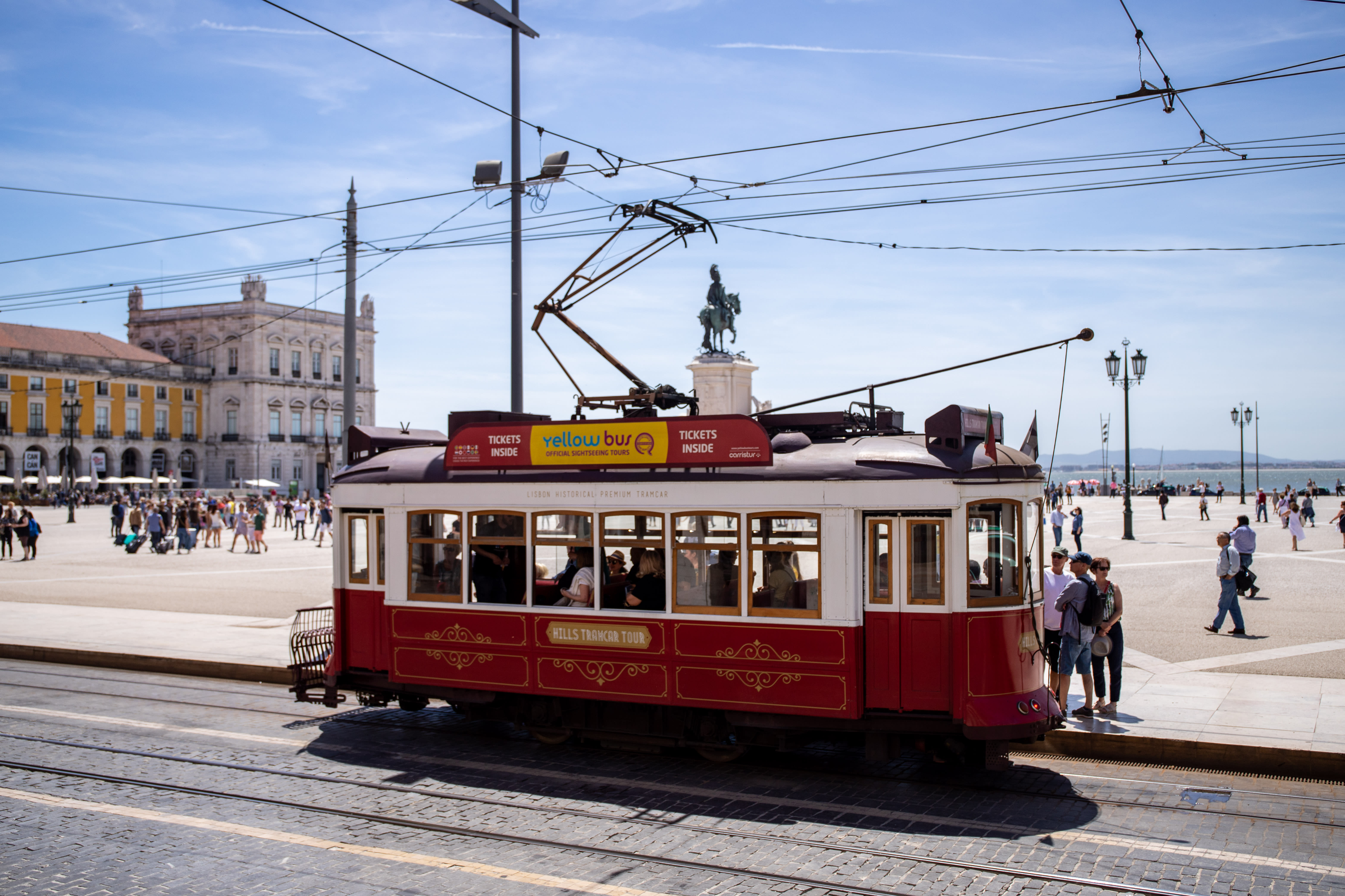 lisbon tramcar tour