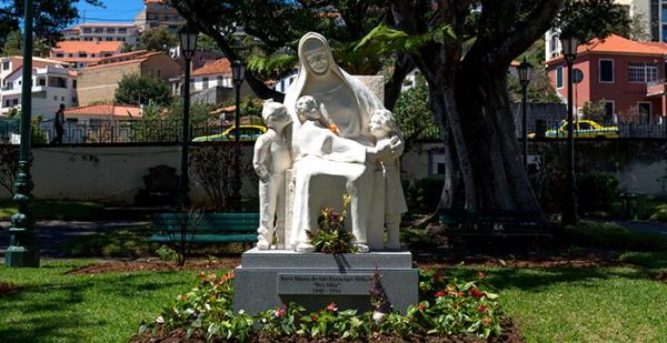 Sculpture of Sister Mary Jane Wilson