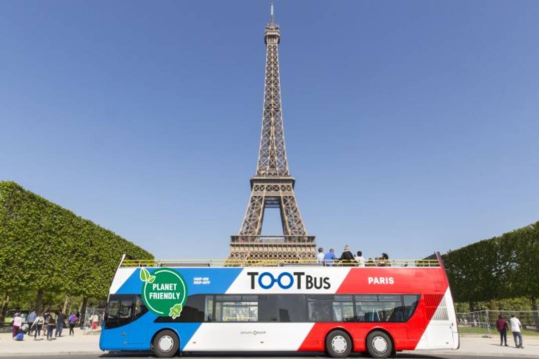 Discover Paris at Your Leisure with River Cruise or Bus Tour or Travel Card – Image 3 | WeShare