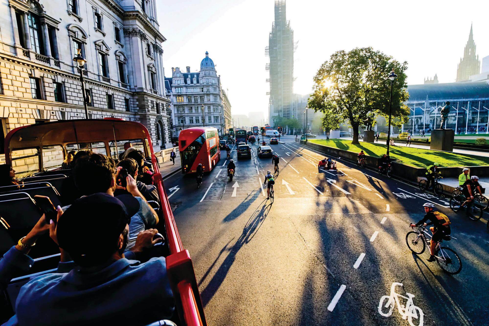 London by Night - Image 4 | WeShare