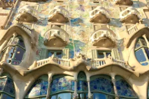 Complete Gaudí Walking Tour