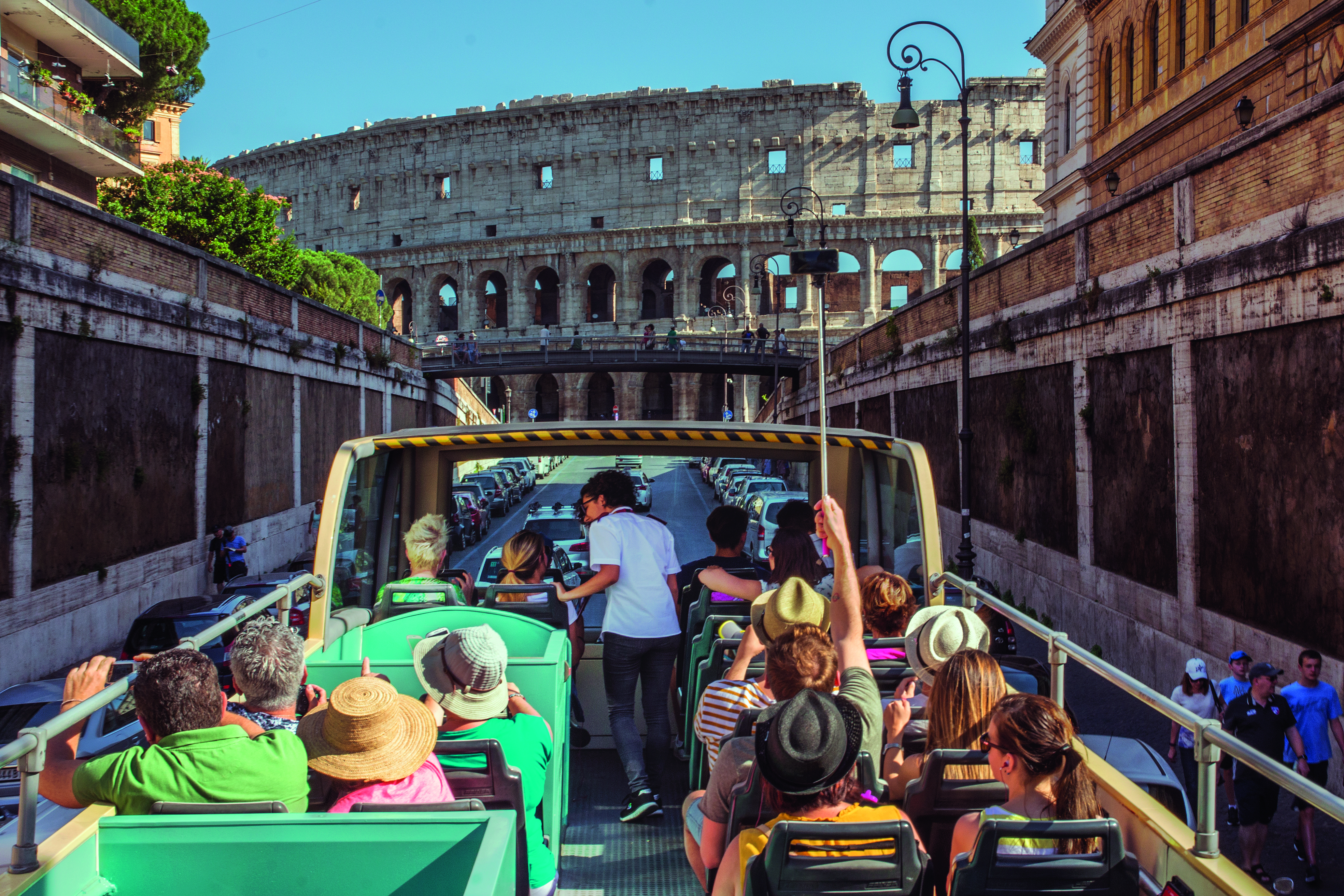 Bilhete Big Bus Roma Explore 72 horas Hop On Hop-Off com Visitas Autoguiadas a Pie - Acomodações em Roma