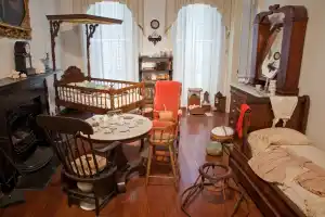 The 1850 House