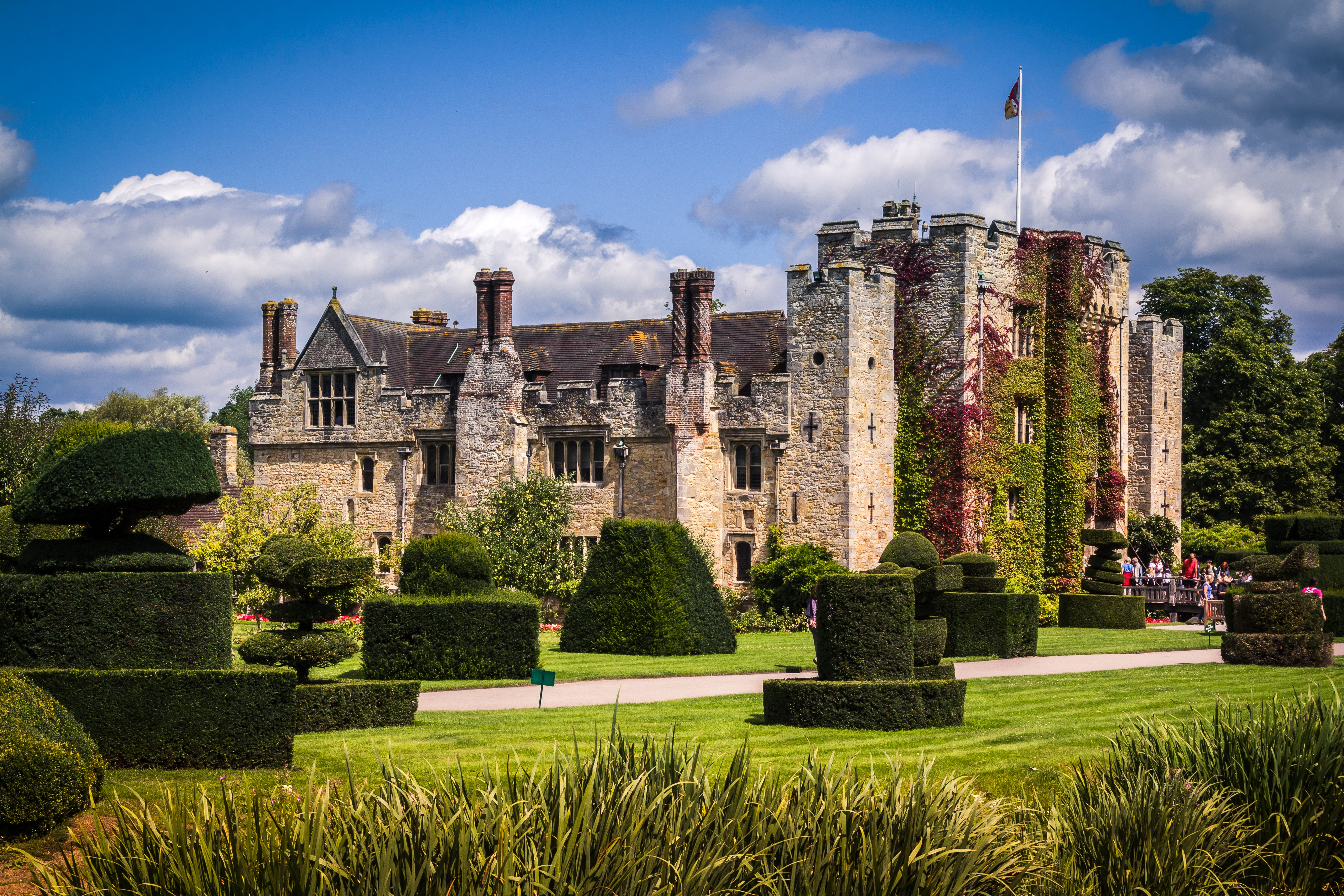 Panoramic London Tour with Tower of London & Entry to Hever Castle – Image 4 | WeShare
