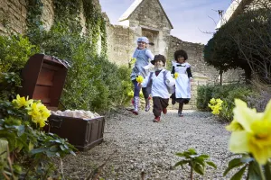 Living in a Medieval Castle at Farleigh Hungerford Castle