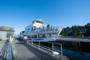 Hop-On Hop Off & One-Way Locks Boat Tour