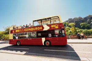 Big Bus Edinburgh 48 Hours Hop-On Hop-Off with 2 central routes