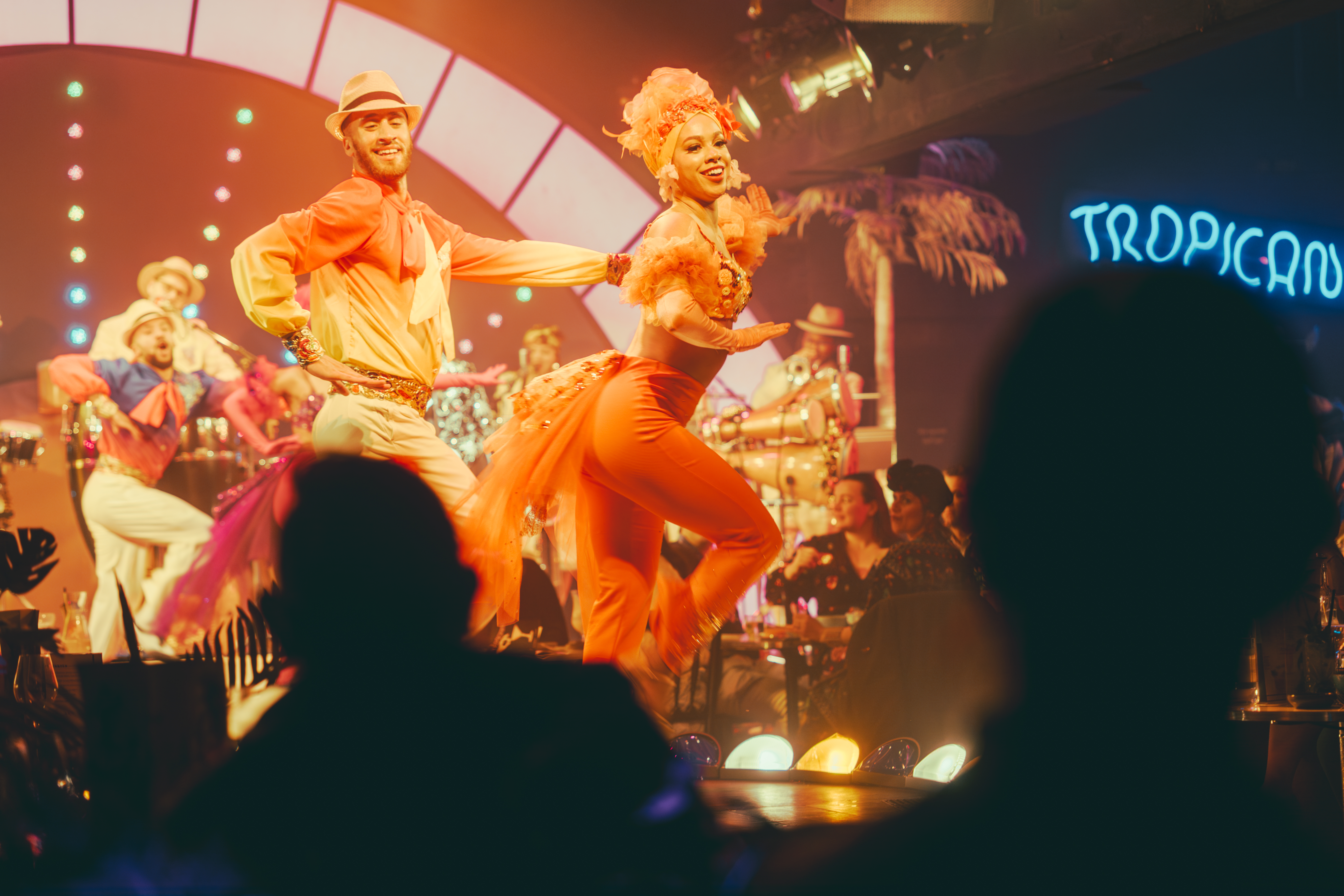 Paradise Under The Stars – Image 3 | WeShare