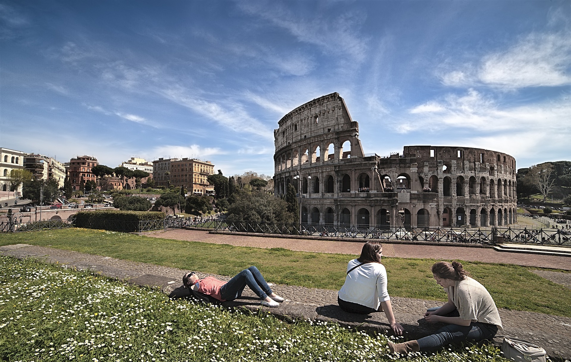 Colosseum, Roman Forum & Palatine Hill Small Group Tour