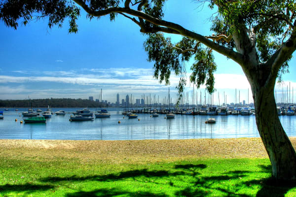 KINGS PARK AND MATILDA BAY BIKE TOUR