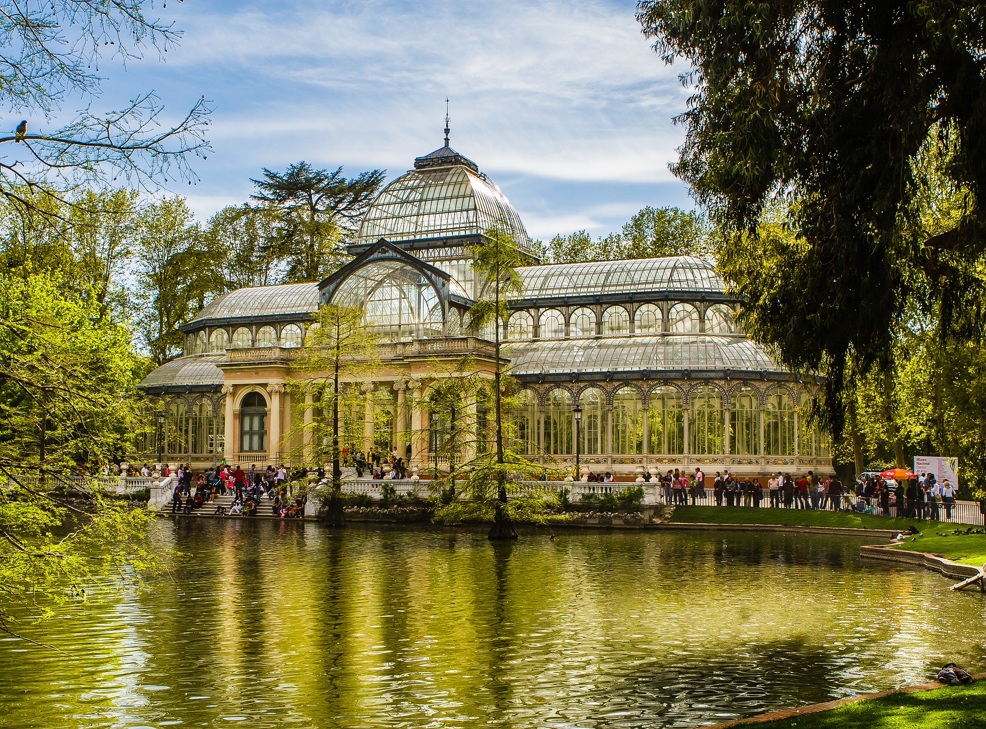Private Tour Retiro Park and Cibeles Palace