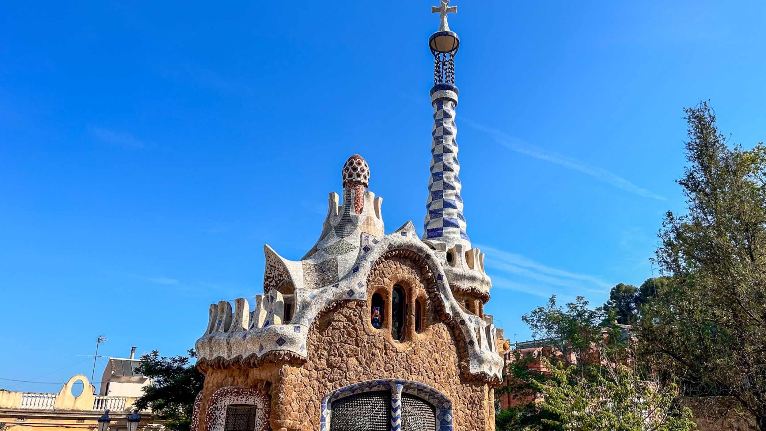 Guided Tour to Sagrada Familia & Park Güell