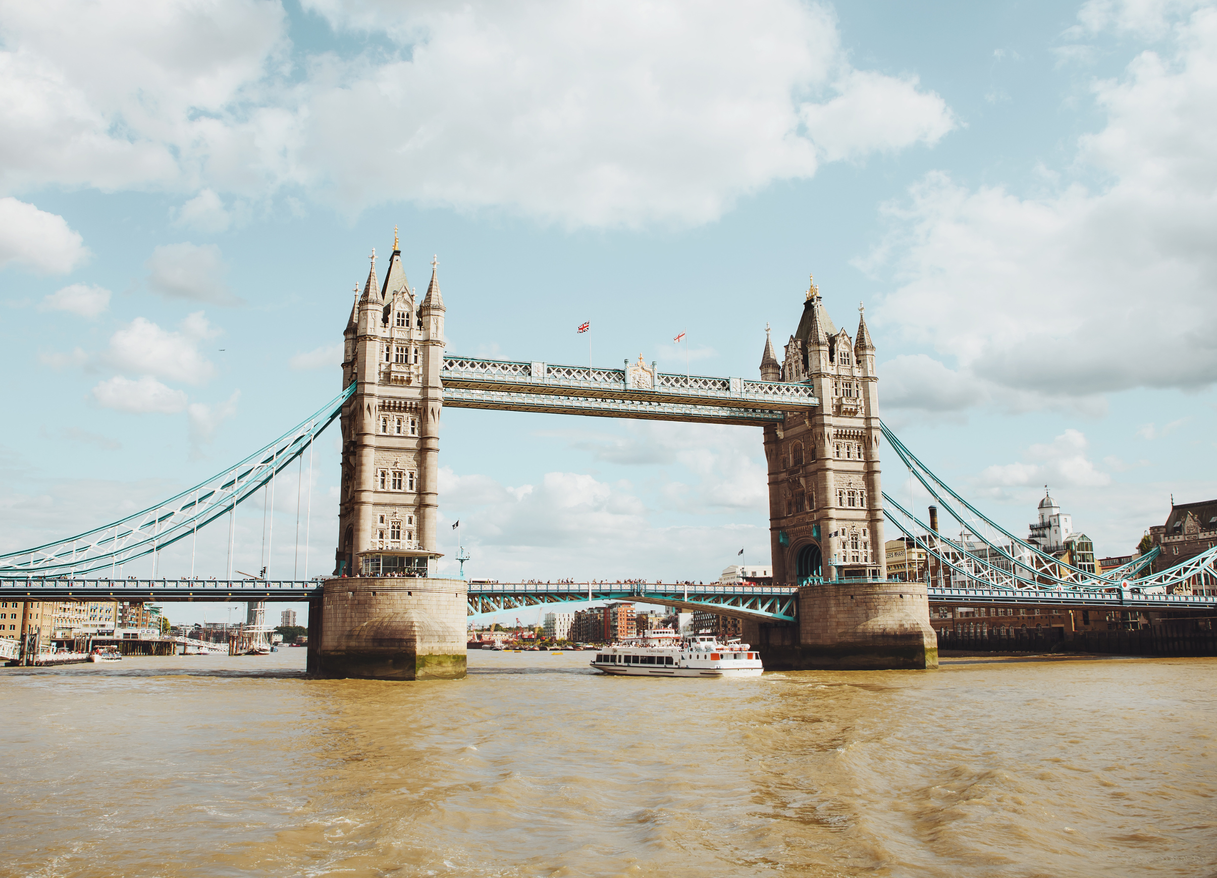 Westminster to Tower Bridge (Butler's Wharf) – Image 4 | WeShare