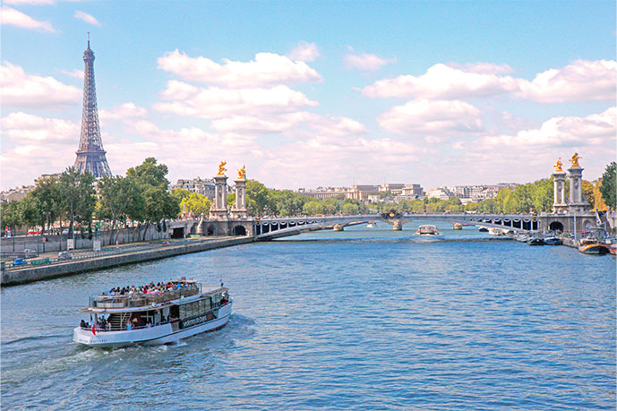 Must See Paris – Image 2 | WeShare