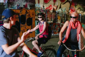 Small Group River Thames Evening Bike Tour with Beer Tasting