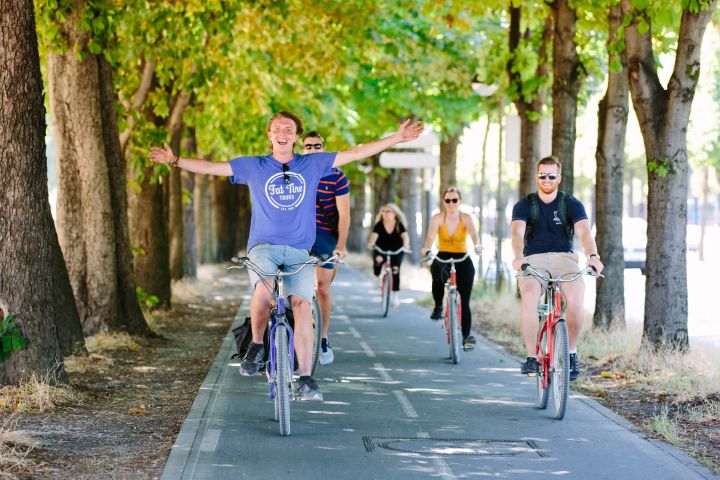Image 1 | Secrets of Paris Bike Tour | WeShare
