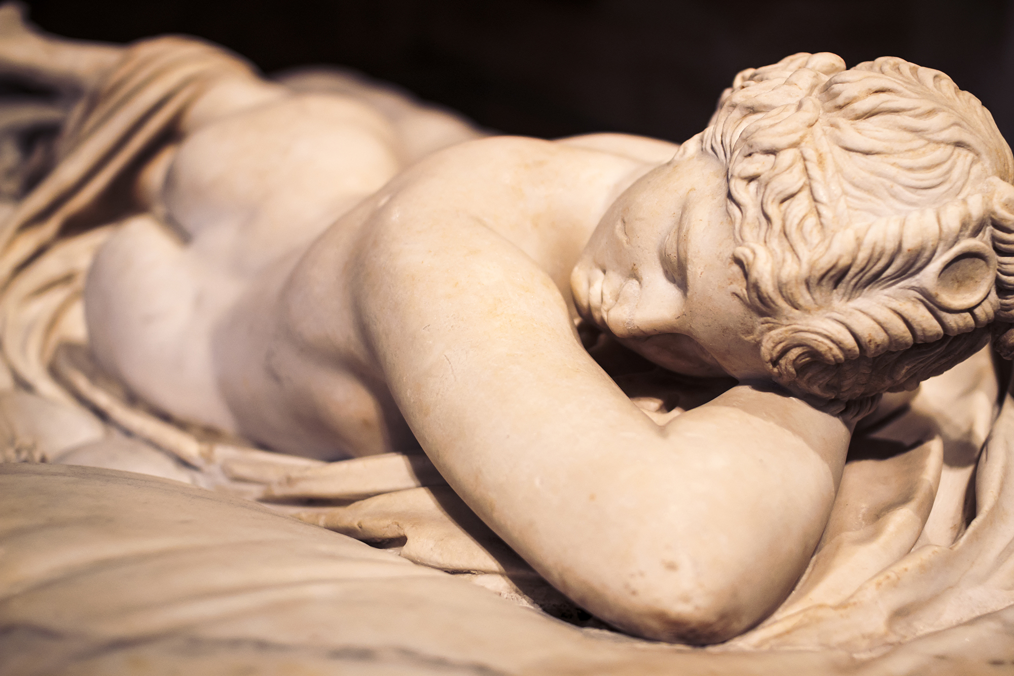 Skip-the-Line Louvre Highlights Tour: Mona Lisa, Venus de Milo & the Crown Jewels in Small Group - Acomodações em Paris