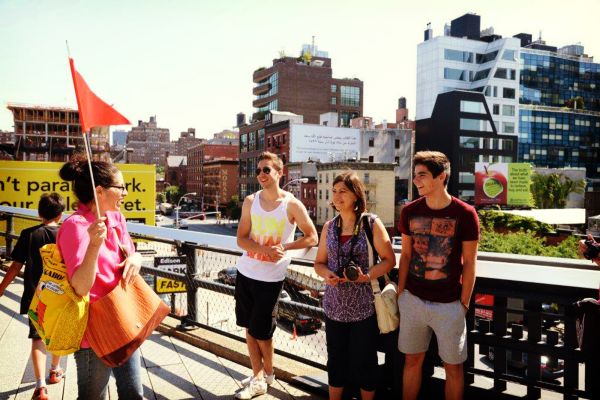 Guide on High Line and Chelsea Walking Tour