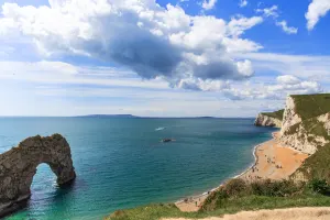 Lulworth Cove & Durdle Door Bus Tour