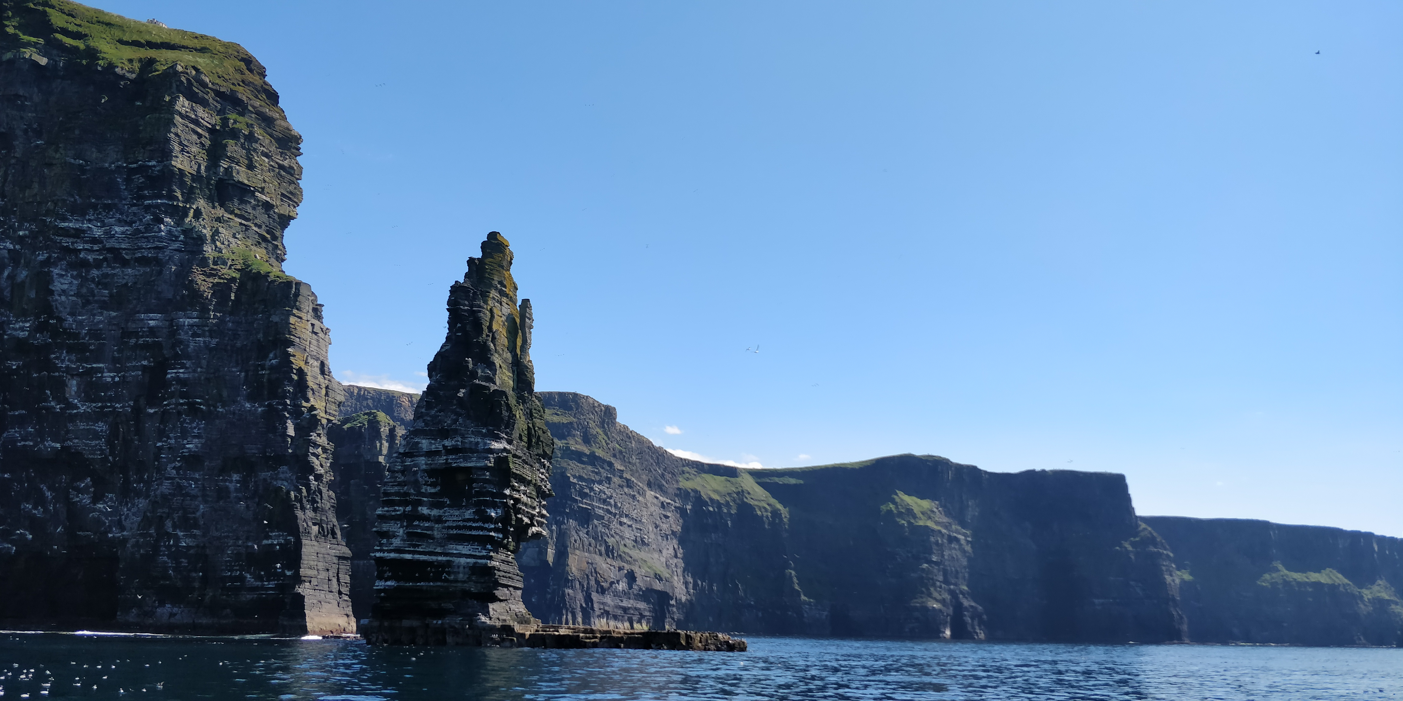 Escursione a Isole Aran e Scogliere di Moher - Alloggi in Galway