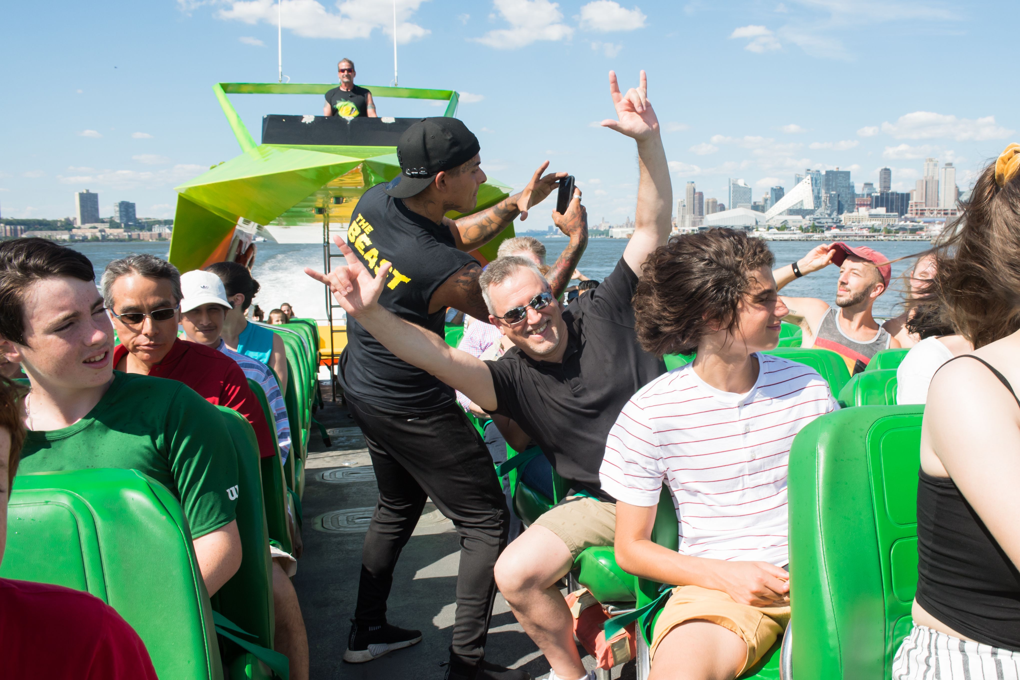 speed boat tour nyc