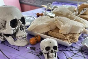 London Halloween Afternoon Tea Bus