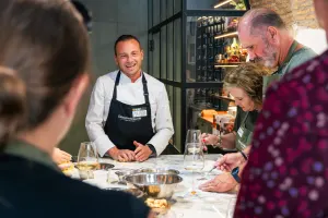 Lezione privata di cucina: Pasta, Ravioli e Tiramisu
