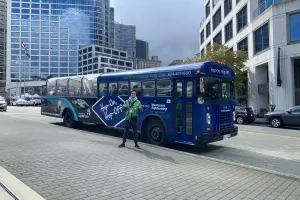 Vancouver Hop-On Hop-Off Bus Tour + Vancouver Twilight Tour