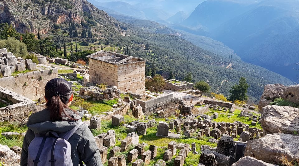 Delphi Archaeological Site and Museum Entry Ticket with Optional Self-guided Audio Tours - Acomodações em Delphi