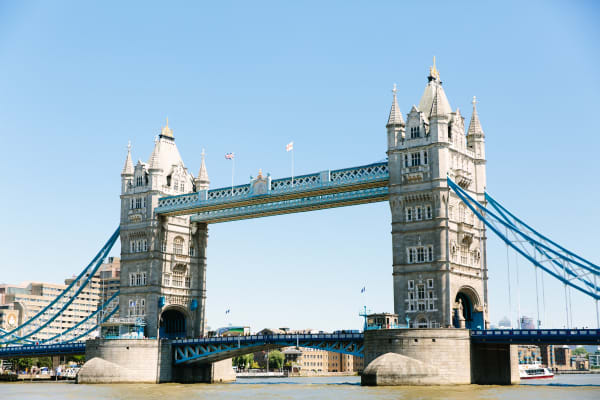 RIVER THAMES BIKE TOUR