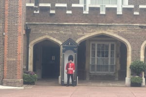 Changing of The Guard with Hotel Pick Up Private Tour