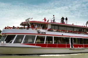 Vienna River Cruise Standalone