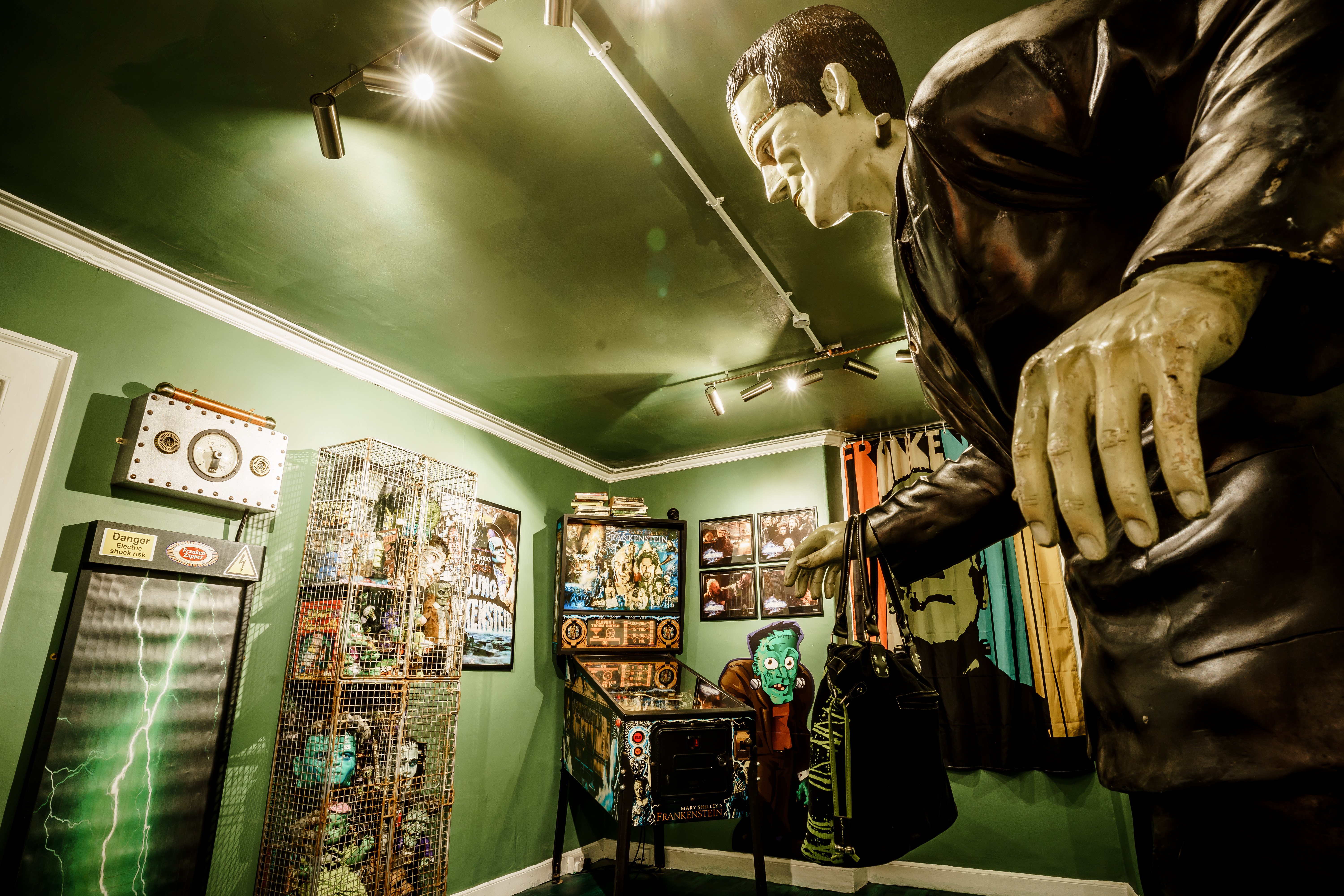 Bath Discovery + House of Frankenstein Museum - Image 3 | WeShare