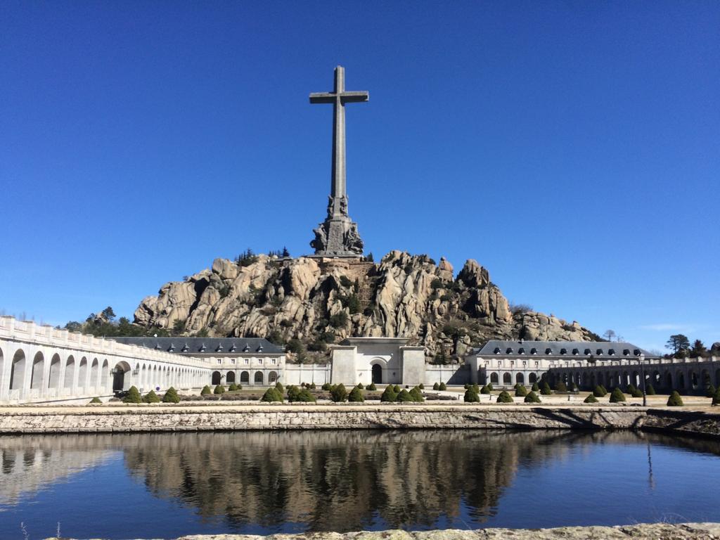 Private Tour to El Escorial and Valle de los Caidos
