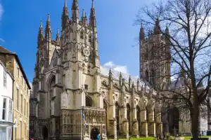 Leeds Castle, Canterbury, Dover & Greenwich River Boat Ride with Free Snack Pack