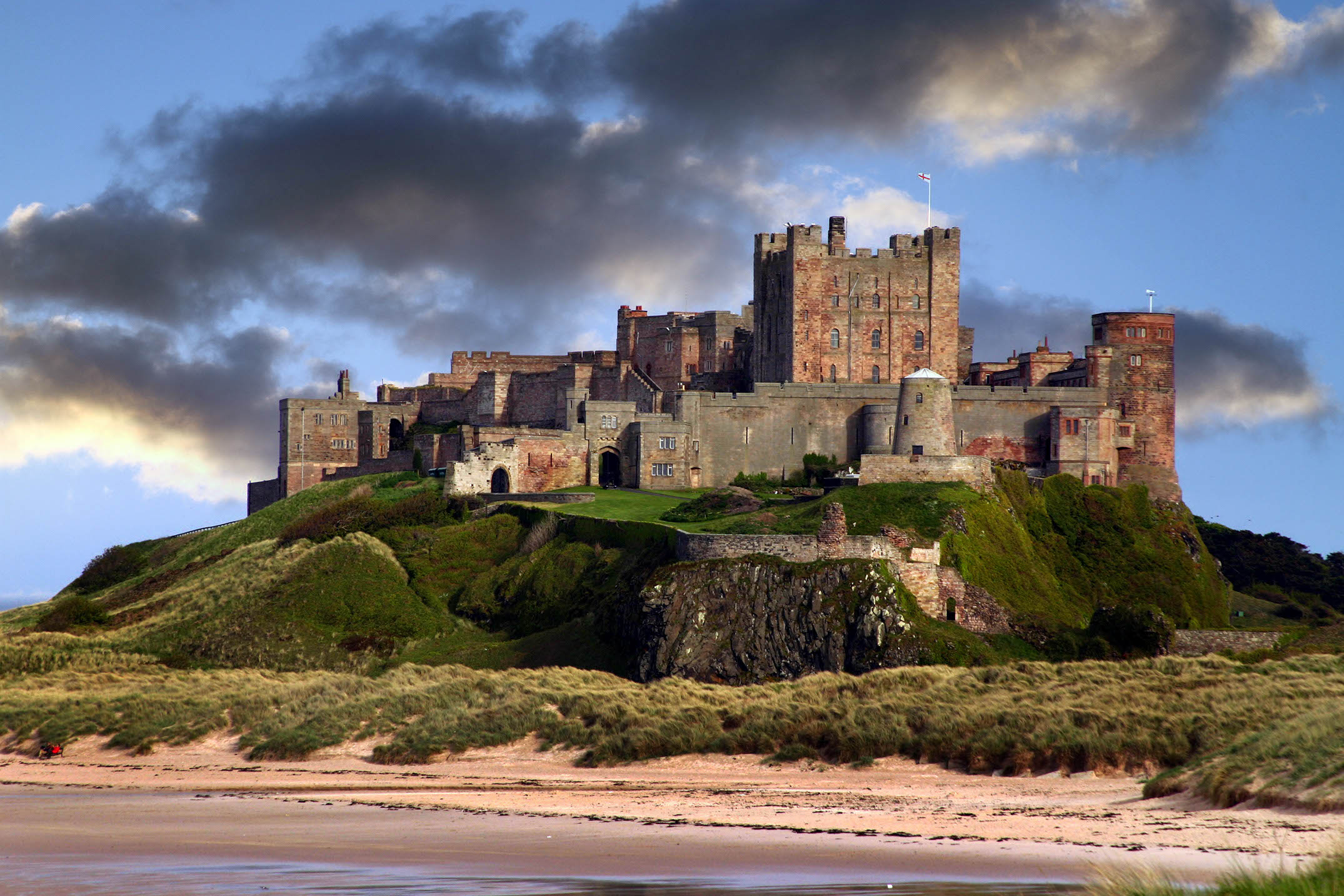 Image 5 | Bamburgh Castle, Northumberland and Alnwick Winter Adventure | WeShare
