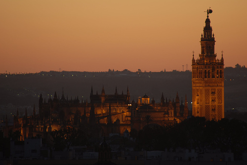 Private Sevilla Walking Tour with Flamenco