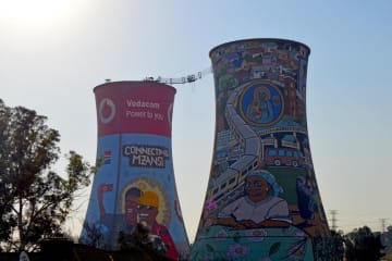 Go on a top-notch tour of Soweto with the Joburg red bus
