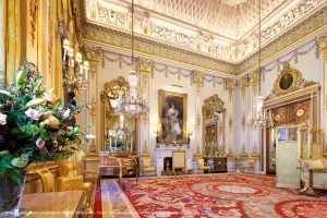 Buckingham Palace Staterooms & Royal Walking Tour