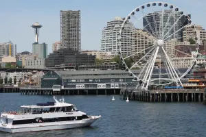 Hop-On Hop-Off Sightseeing + Harbor Cruise