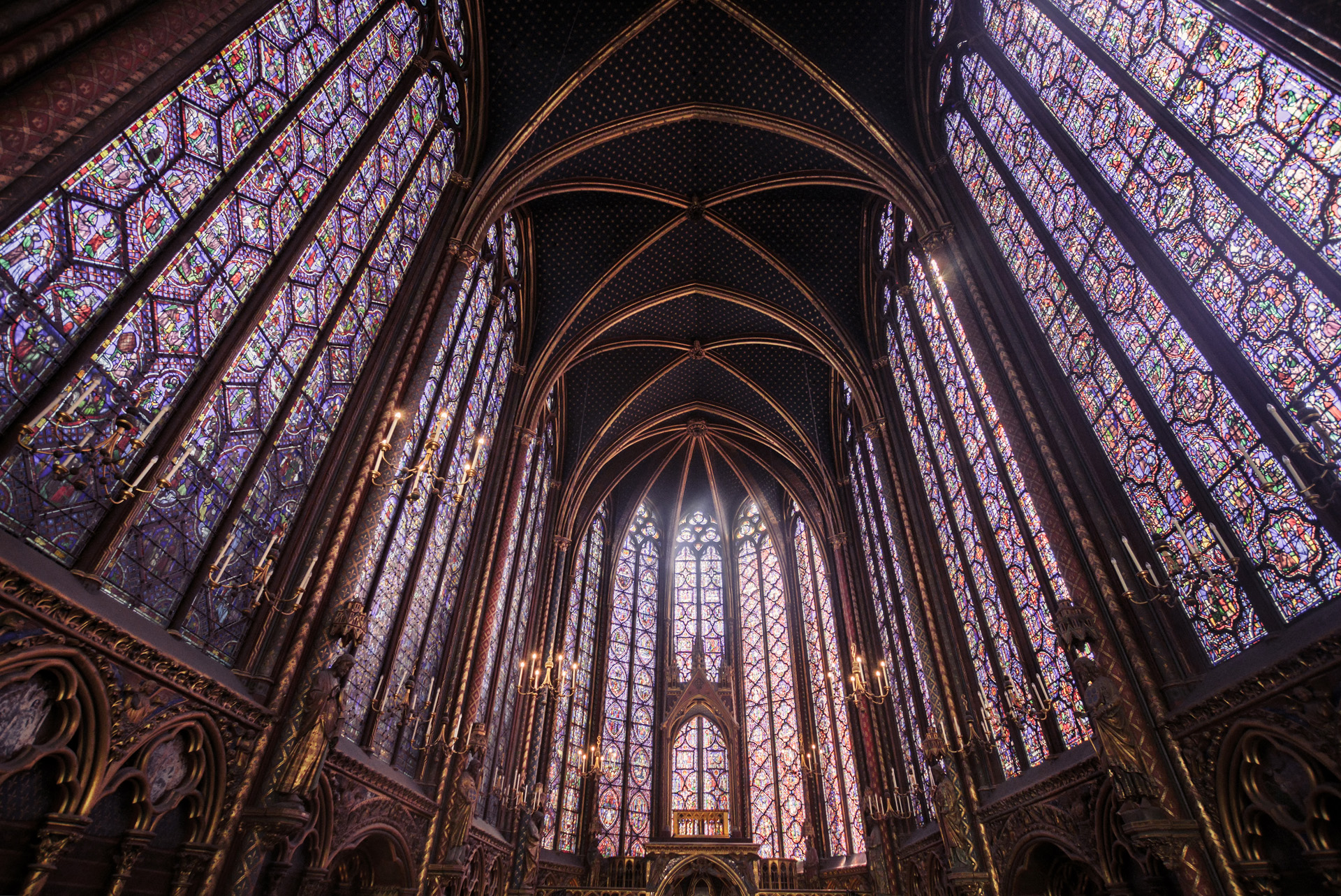 Notre-Dame Island & Skip-the-Line Sainte-Chapelle Tour in Small Group  - Acomodações em Paris