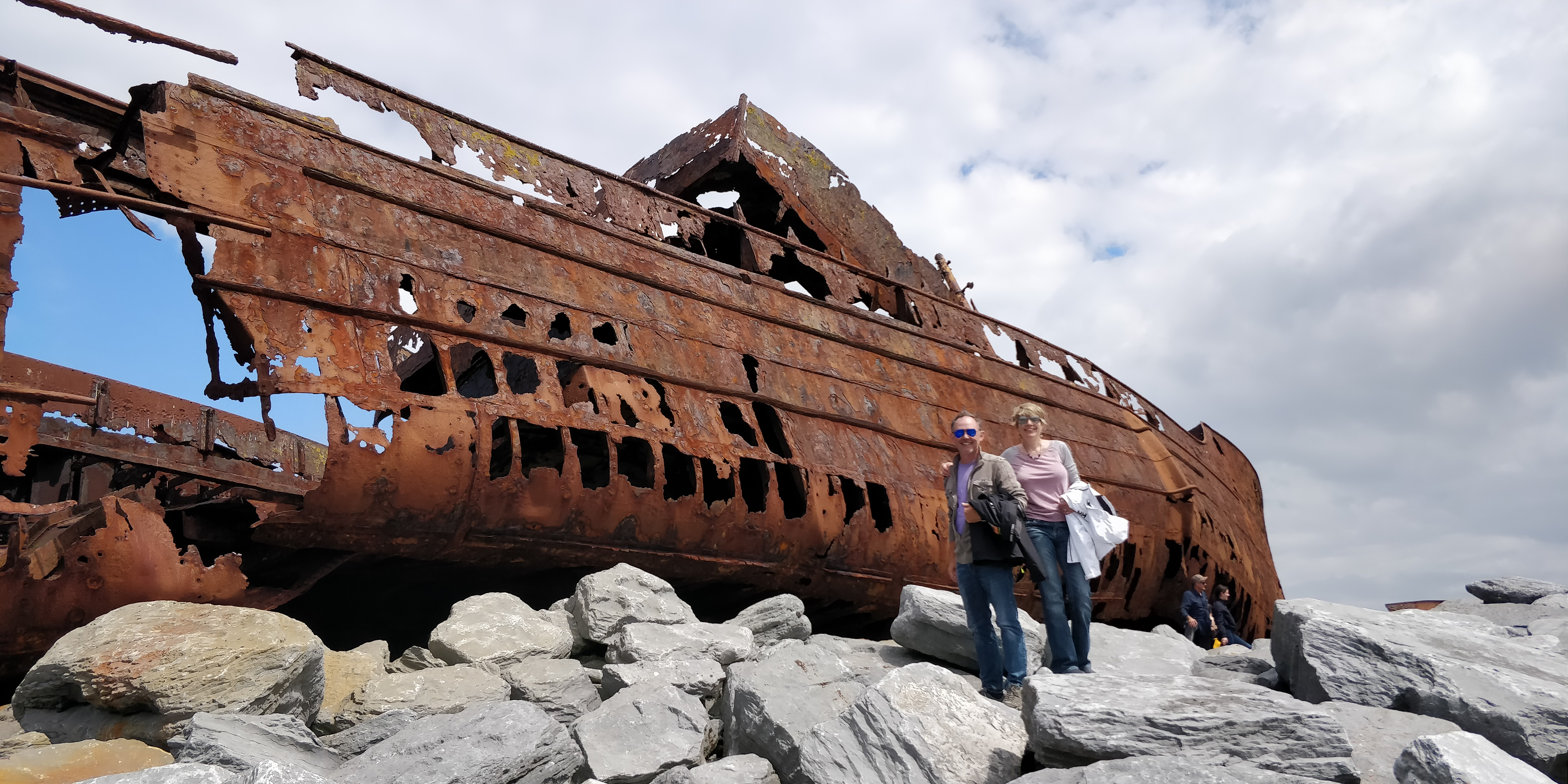 Escursione a Isole Aran e Scogliere di Moher - Alloggi in Galway