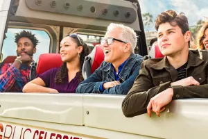 Los Angeles Combo Celebrity Home & Lifestyle Tour & Warner Bros. Studio Tour