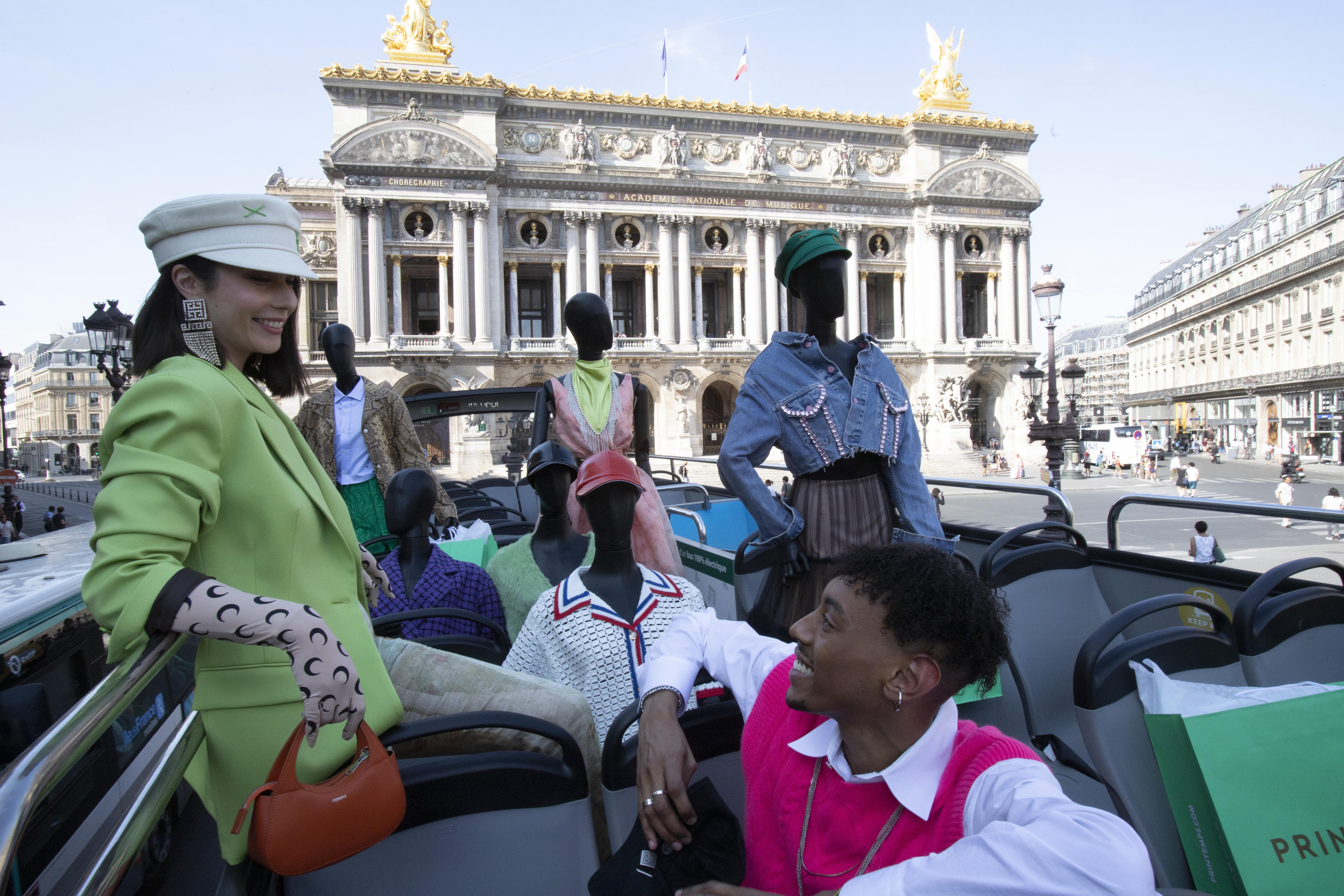 Paris Fashion Tour – Image 1 | WeShare