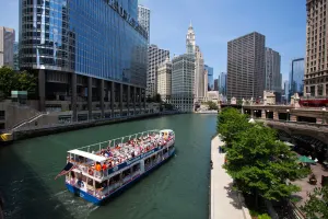 Chicago Shoreline River Tour