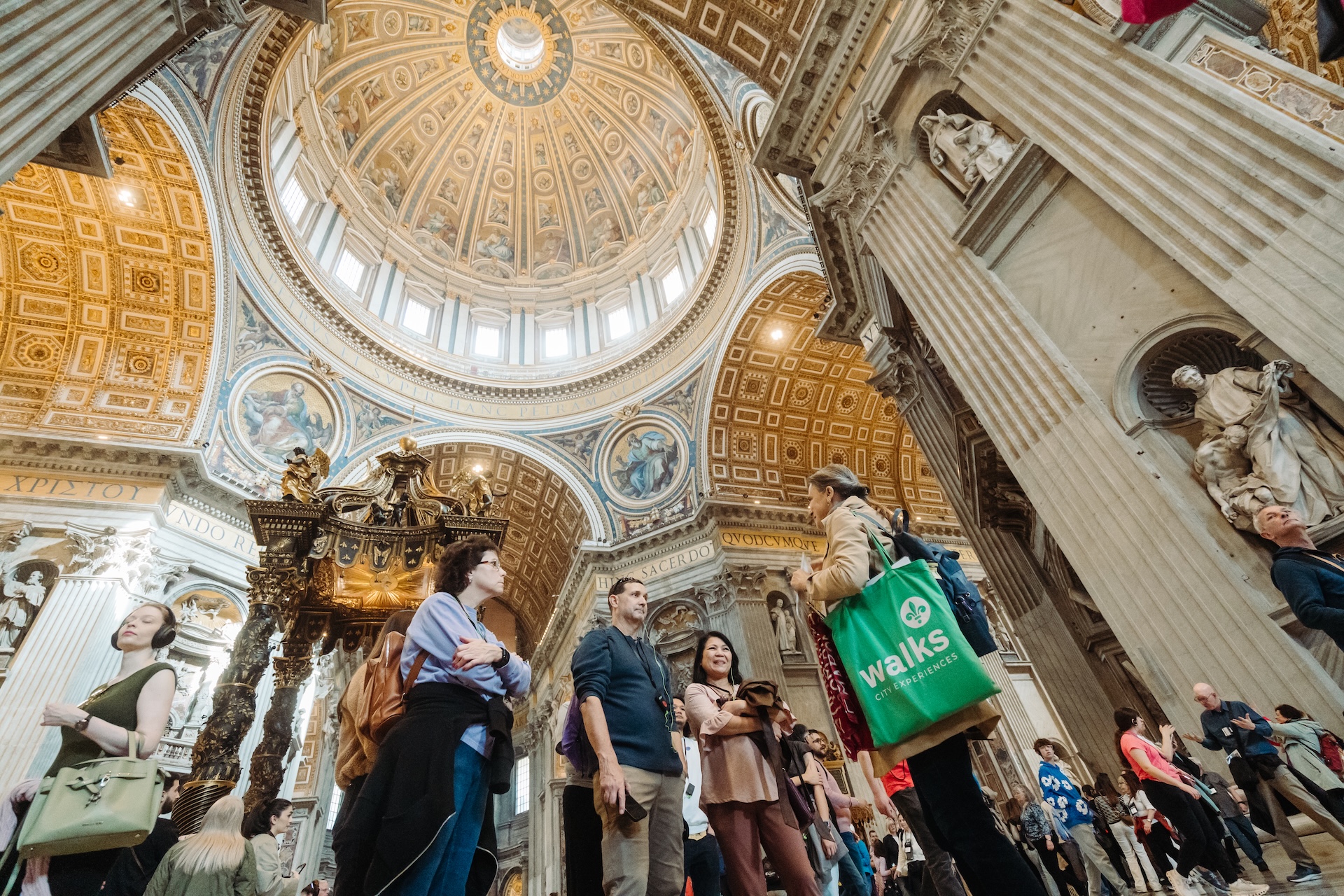 Skip the Line: St. Peter's Basilica Tour with Dome Climb and Crypt in Small Group - Alloggi in Roma