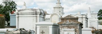 Featured image for St. Louis Cemetery No. 1 Official Tour St. Louis Cemetery No. 1 Walking Tour