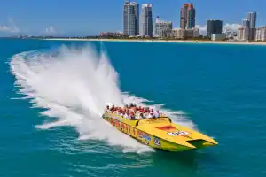 Miami Thriller Boat Ride and Big Bus 1-Day Hop-on, Hop-off Tour