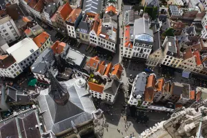 Antwerp Highlights Bike Tour
